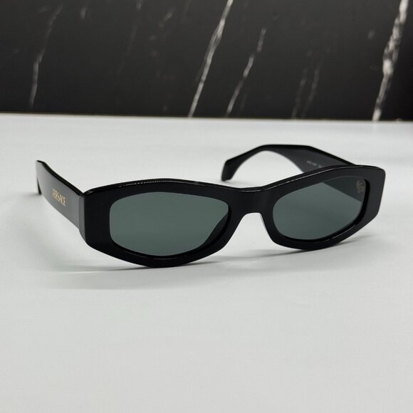 NEW VERSACE VE4487 GB1/87 SUNGLASSES WOMEN BLACK VE4487 GB1/87 EYEWEAR - Picture 5 of 11